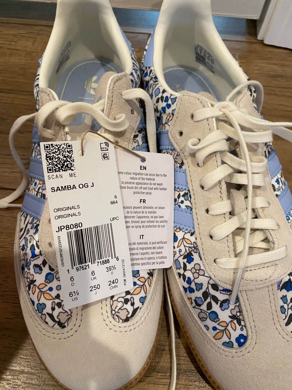 NIB Adidas samba Liberty London floral 6.5 kids (8 women’s) - Picture 11 of 12